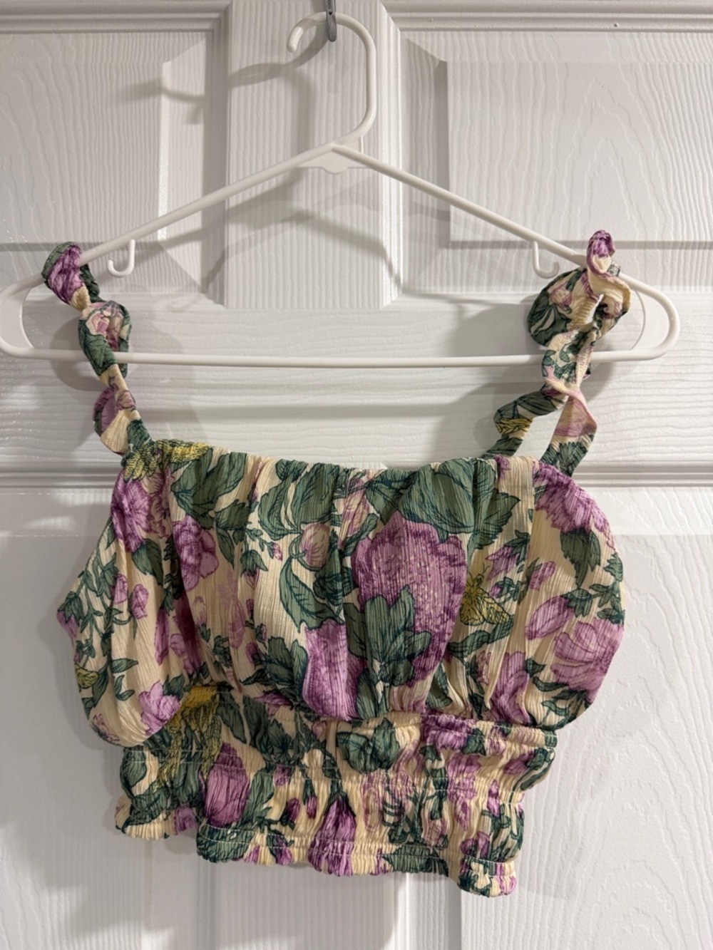 Abercrombie & Fitch Cream Smocked Crop with Floral Trim